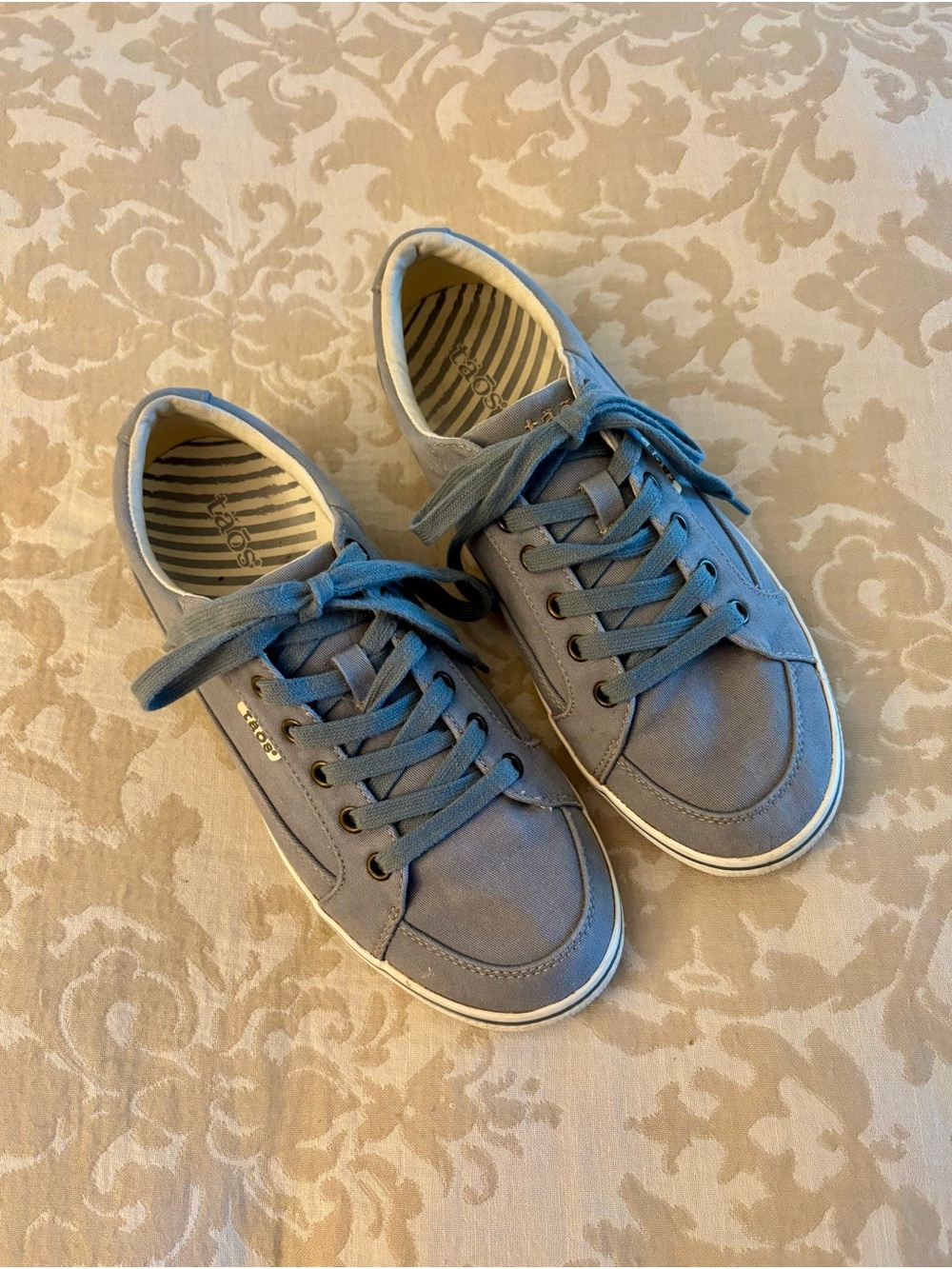 Taos Footwear Womens Taos sneakers